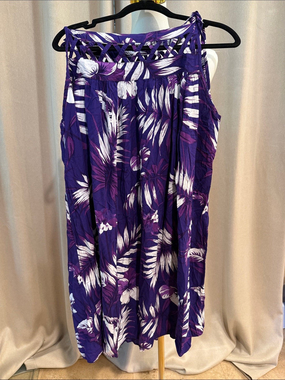Purple Favant Floral Midi Dress with Lattice Yoke